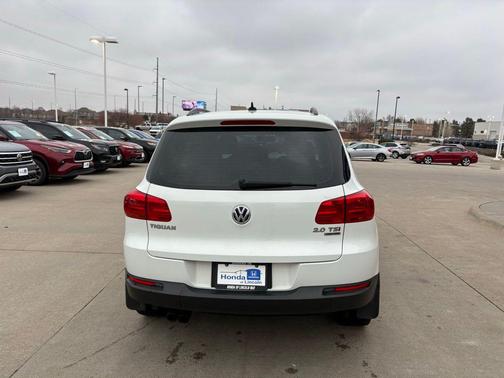 2015 Volkswagen Tiguan 4MOTION Auto SE