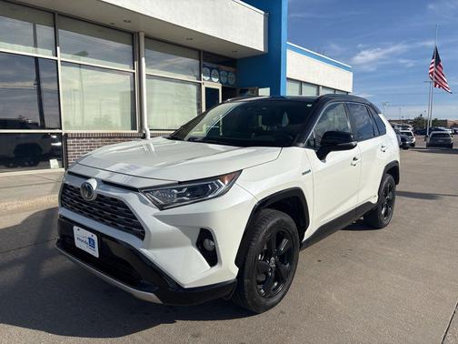 2021 Toyota RAV4 Hybrid SE