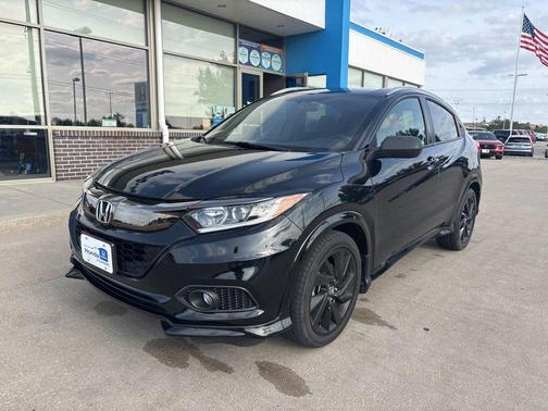 Crystal Black Pearl 2021 Honda HR-V AWD Sport