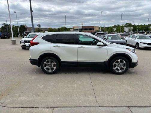 White Diamond Pearl 2018 Honda CR-V EX-L