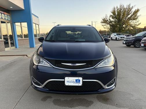 2019 Chrysler Pacifica Touring-L Plus