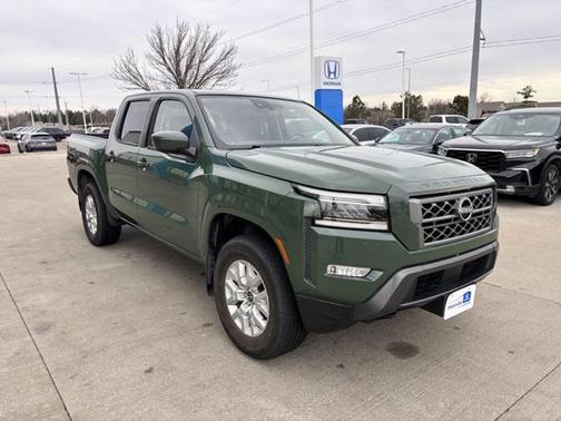 2022 Nissan Frontier SV