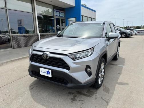 2019 Toyota RAV4 XLE Premium