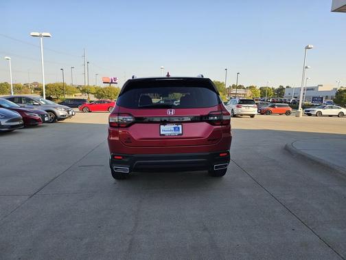 2025 Honda Pilot Sport