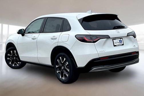 Platinum White Pearl 2027 Honda HR-V EX-L