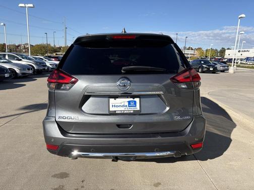 2020 Nissan Rogue SL