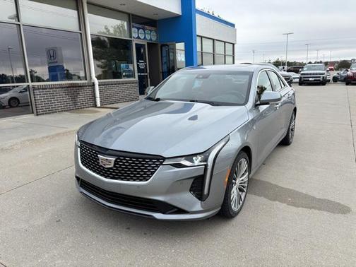 2024 Cadillac CT4 Premium Luxury