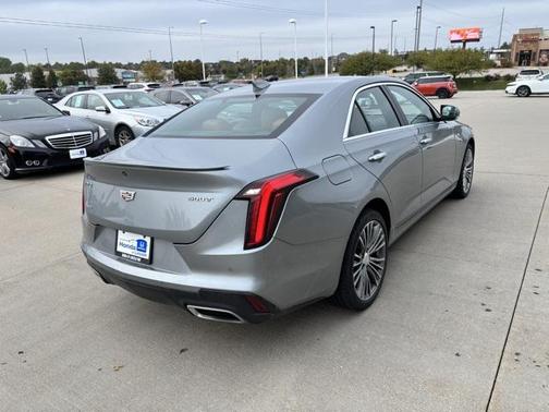 2024 Cadillac CT4 Premium Luxury