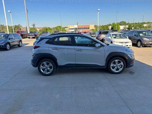 Cyber Silver 2023 Hyundai KONA SEL
