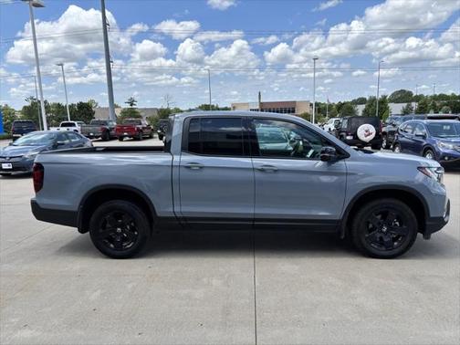 2025 Honda Ridgeline Black