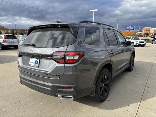 2025 Honda Pilot Black Edition