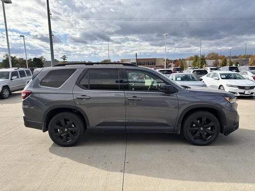 2025 Honda Pilot Black Edition