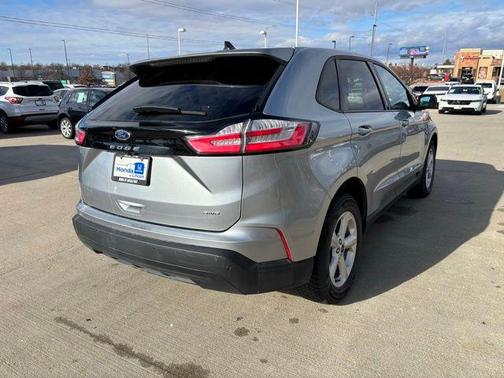 2021 Ford Edge SE