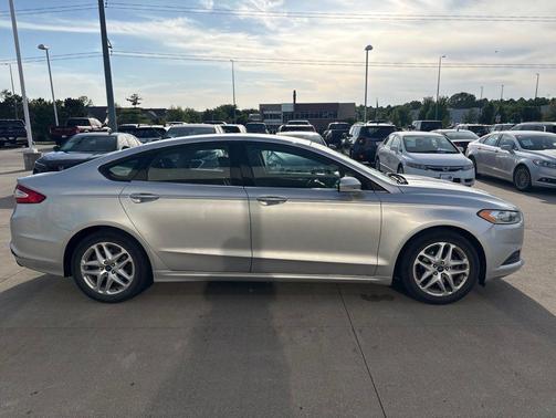 Ingot Silver 2013 Ford Fusion SE