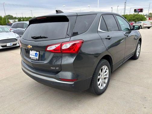 Nightfall Gray Metallic 2018 Chevrolet Equinox LT