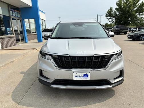 2023 Kia Carnival LX