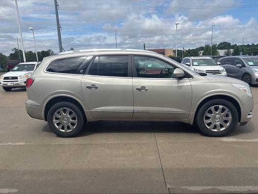 Sparkling Silver Metallic 2016 Buick Enclave Premium