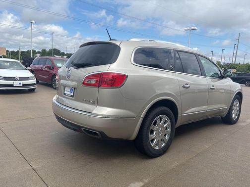 Sparkling Silver Metallic 2016 Buick Enclave Premium