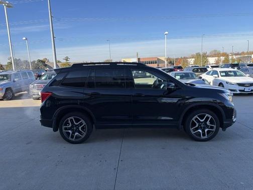 2023 Honda Passport AWD Elite