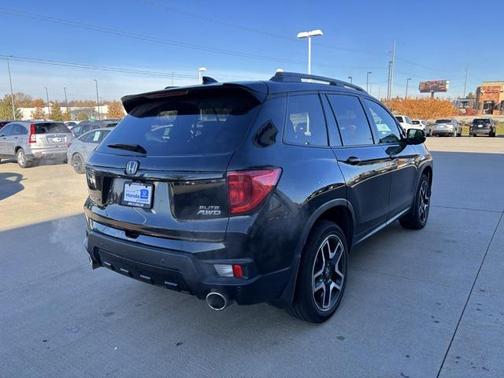 2023 Honda Passport AWD Elite