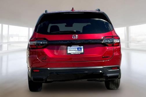 Radiant Red Metallic II 2026 Honda Pilot Sport