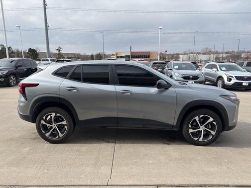 2024 Chevrolet Trax FWD 1RS