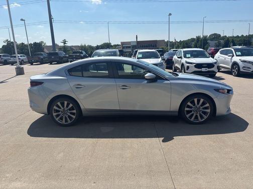 Sonic Silver Metallic 2019 Mazda Mazda3 FWD w/Select Package