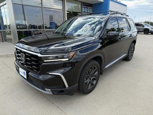2023 Honda Pilot AWD Elite