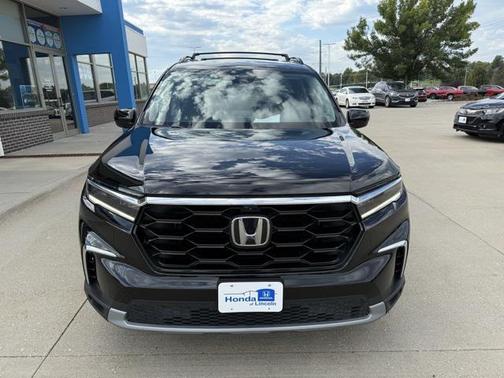 2023 Honda Pilot AWD Elite