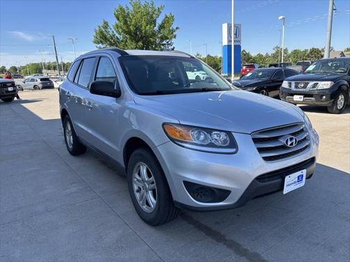 2012 Hyundai SANTA FE GLS