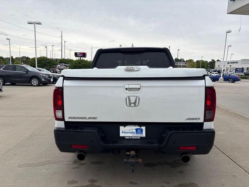 Platinum White Pearl 2021 Honda Ridgeline Black