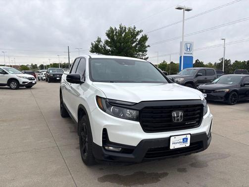 Platinum White Pearl 2021 Honda Ridgeline Black