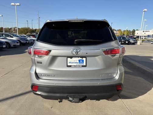 2016 Toyota Highlander Limited