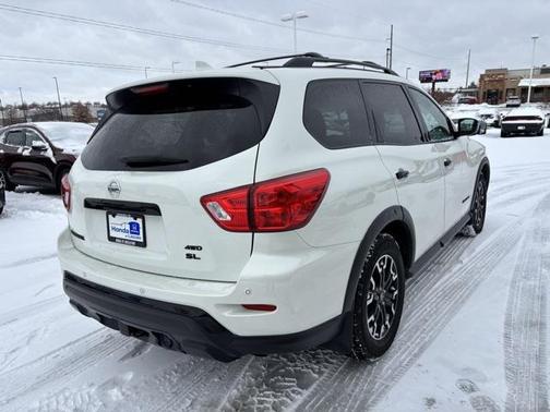 2020 Nissan Pathfinder SL 4WD