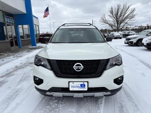 2020 Nissan Pathfinder SL 4WD