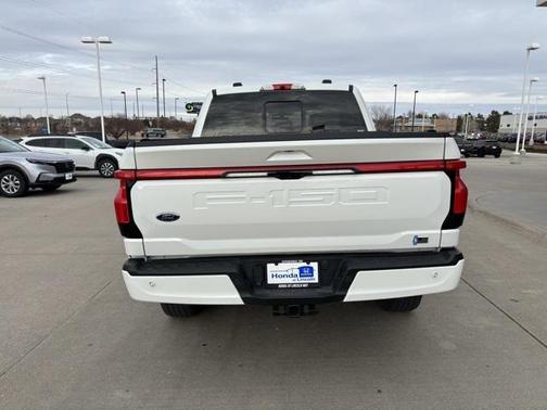 2022 Ford F-150 Lightning Platinum