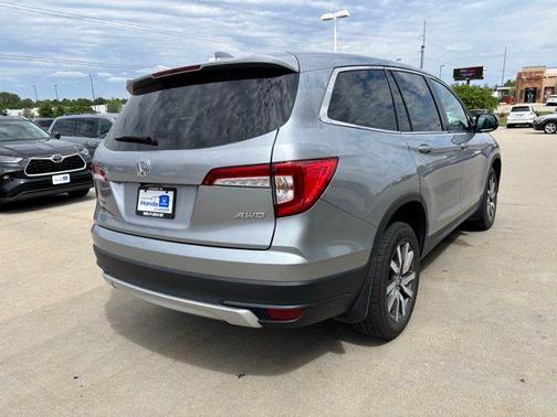 Lunar Silver Metallic 2019 Honda Pilot EX-L