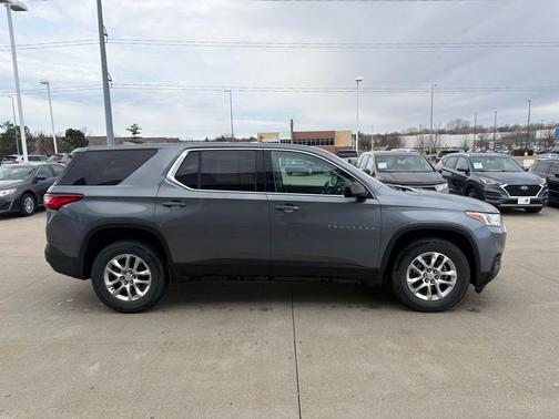 2018 Chevrolet Traverse LS