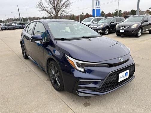 2023 Toyota Corolla Hybrid SE