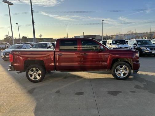 2017 Chevrolet Silverado 1500 2LT