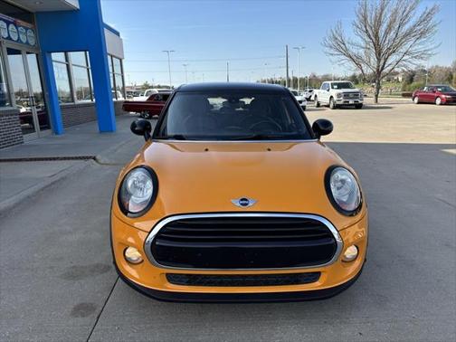 2017 MINI Hardtop Cooper