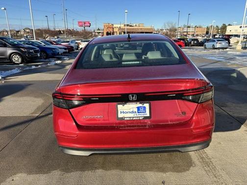 2025 Honda Accord Sport SE 1.5T