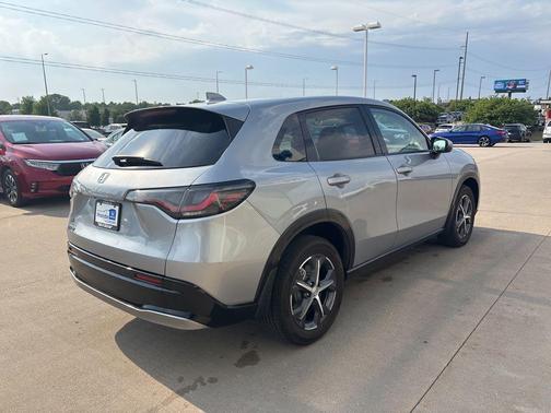 Lunar Silver Metallic 2023 Honda HR-V EX-L
