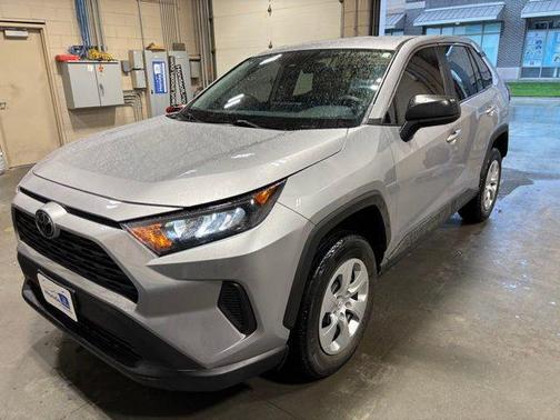Silver Sky Metallic 2022 Toyota RAV4 LE