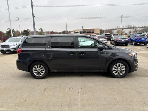 2020 Kia Sedona LX