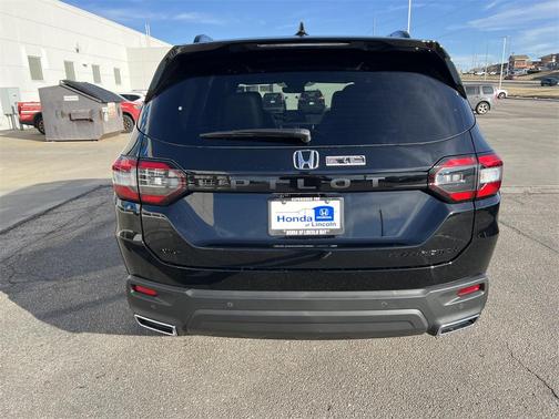 2025 Honda Pilot Black Edition