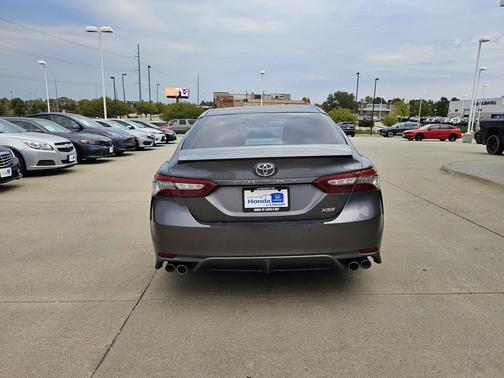 2018 Toyota Camry XSE