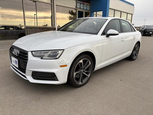 2019 Audi A4 2.0T Titanium Premium