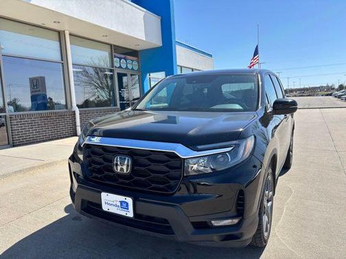 Crystal Black Pearl 2022 Honda Passport AWD EX-L