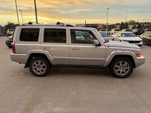2010 Jeep Commander Limited